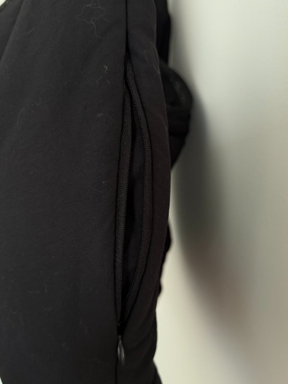 Ölend Mila Bag in Black - Picture 5 of 5